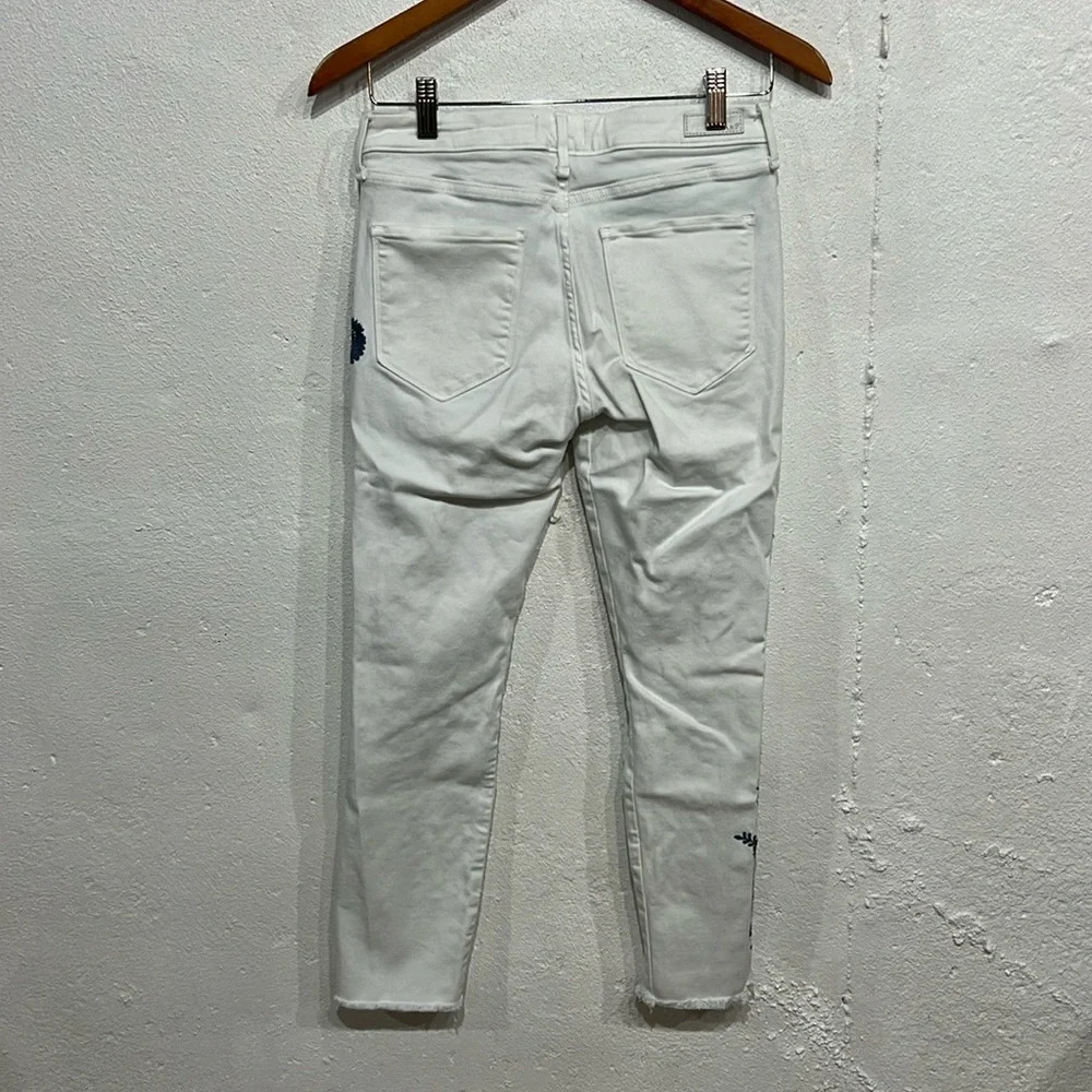 Abercrombie and Fitch Harper Low Rise Ankle Jeans - Picture 4 of 4